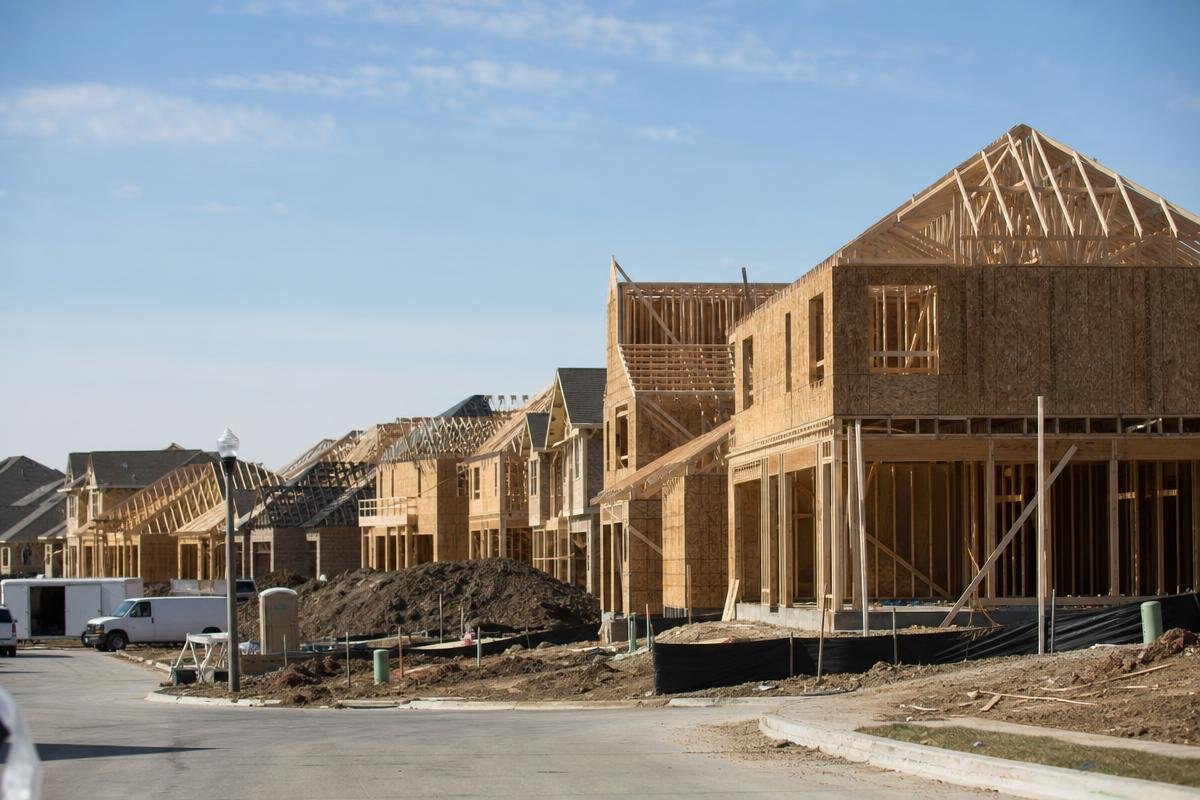 Why Allen Buyers Miss Roofing Red Flags — Pickle Roofing Solutions, Allen TX