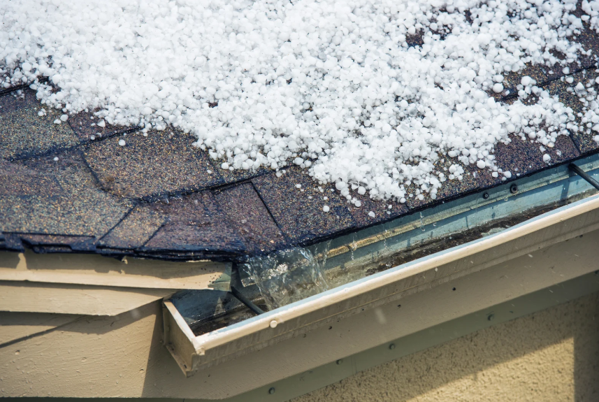 What to Expect From Your Insurance Payout After Hail Damages Your Texas Roof