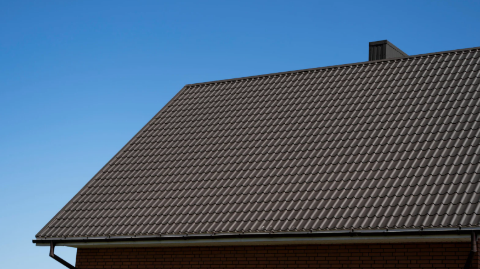How to Maintain a Corrugated Metal Roof: Tips for Preventing Rust and Leaks