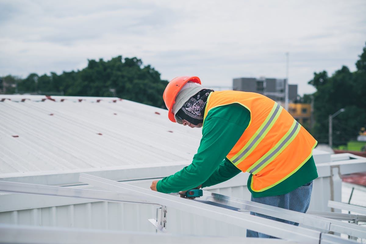 8 Types of Lightweight Roofing Materials You Should Know About